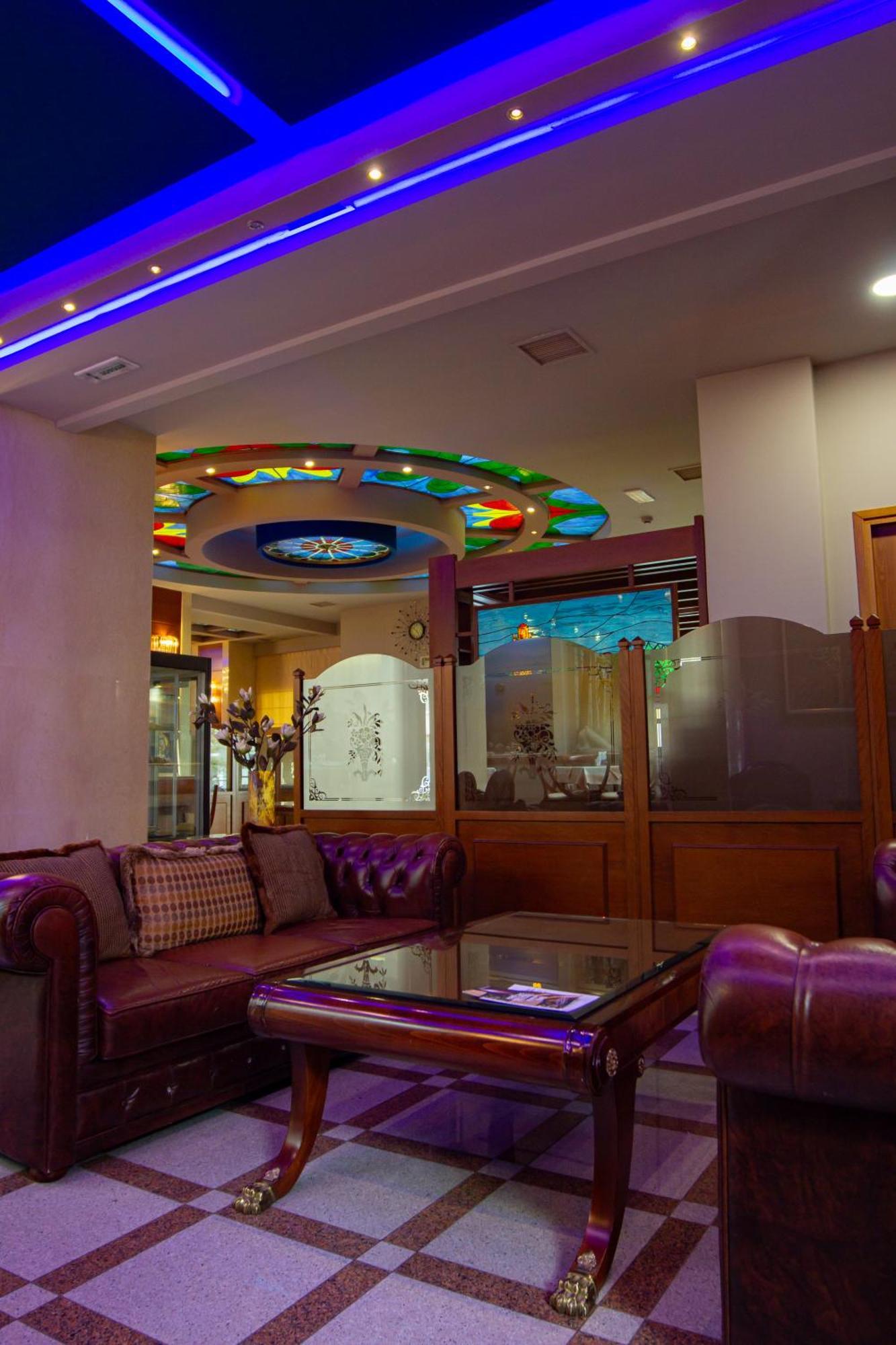 Elena Hotel Kozani Buitenkant foto